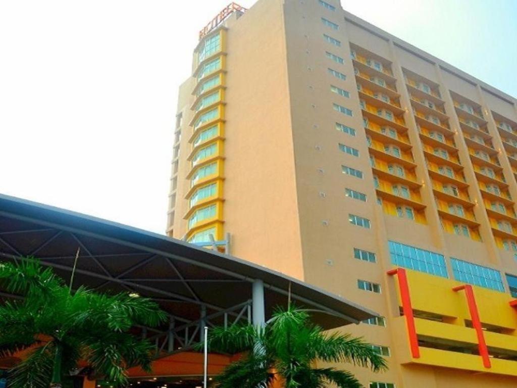 Palm Seremban Hotel Exterior foto